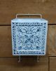 WALL DECOR BLUE & WHITE WALL POCKET